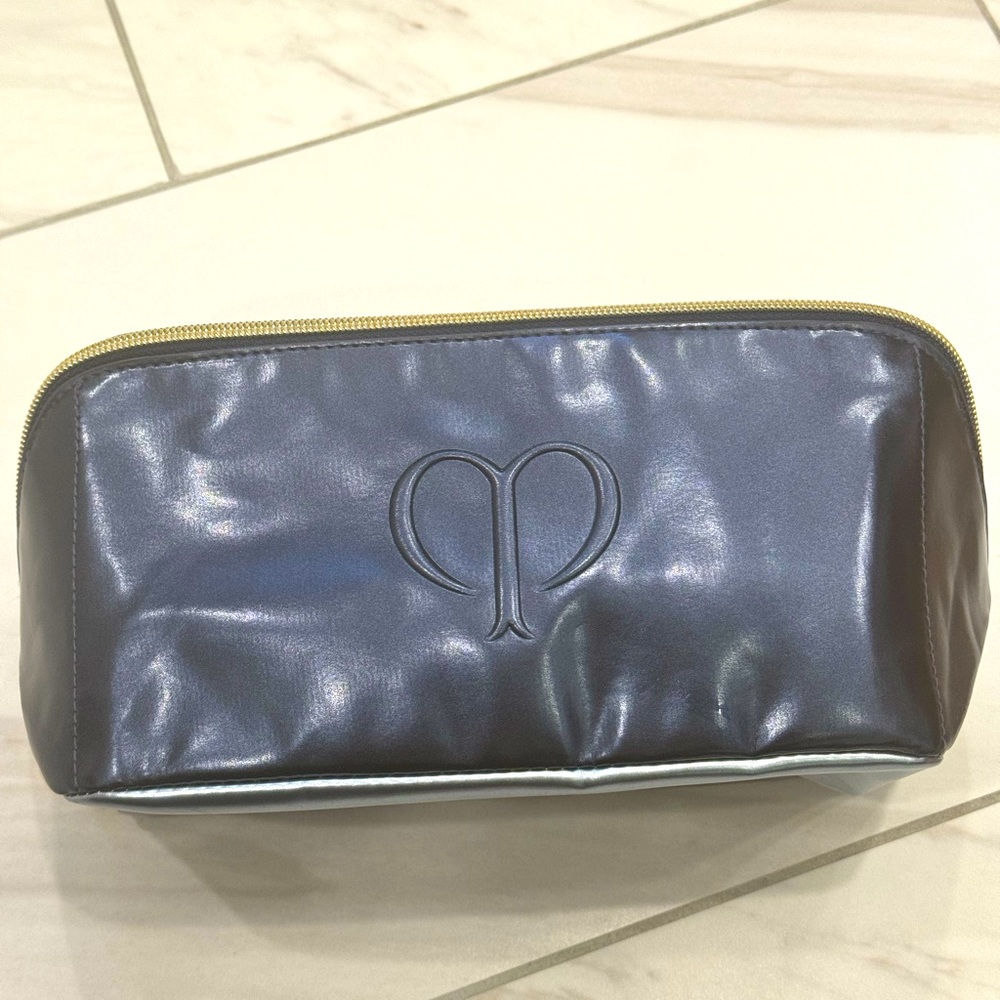 Clé de peau makeup travel bag